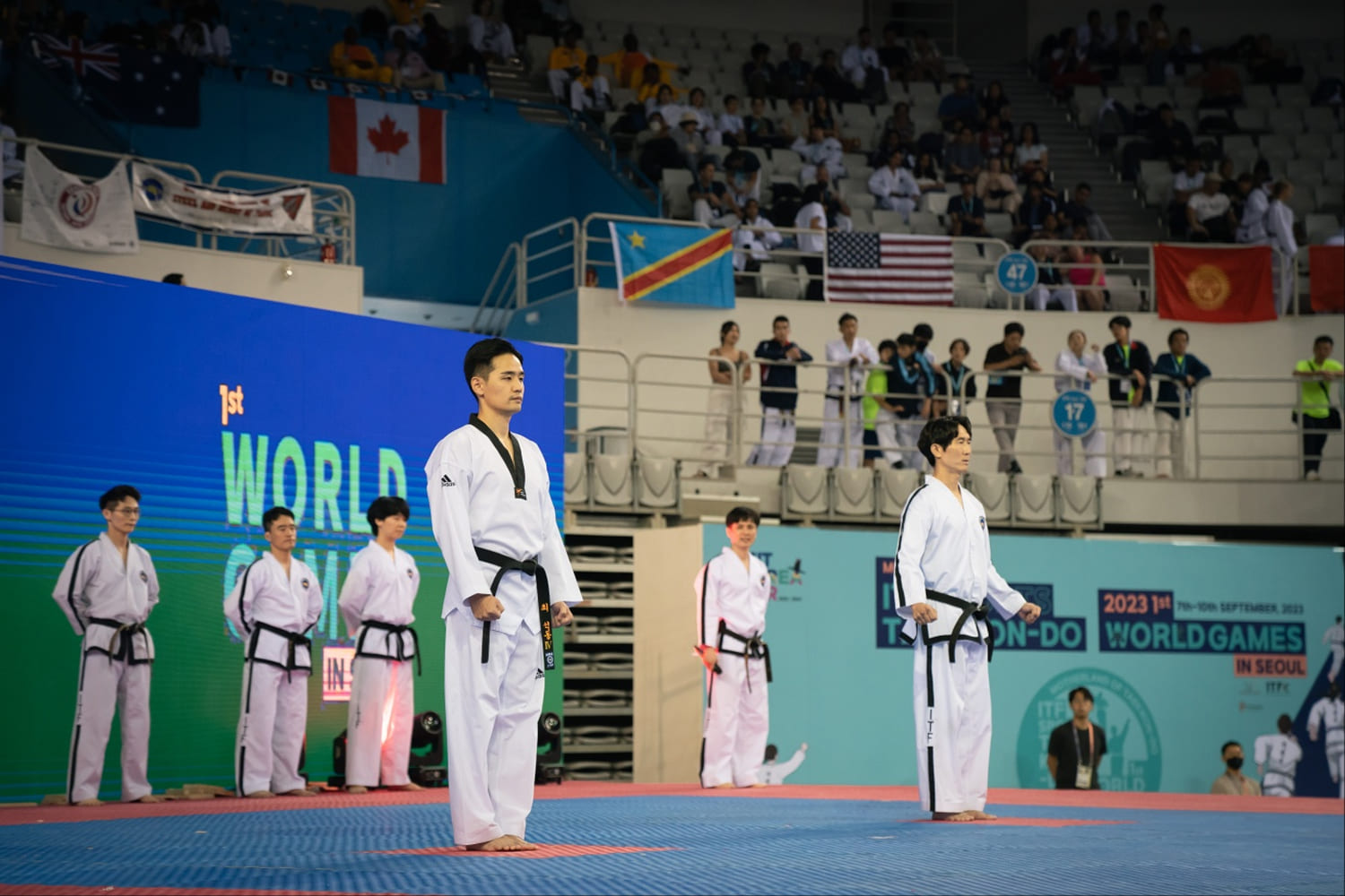 ITF 태권도 시범단 무대 정렬
